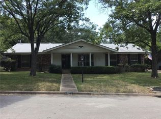 8612 Honeysuckle Trl, Austin, TX 78759