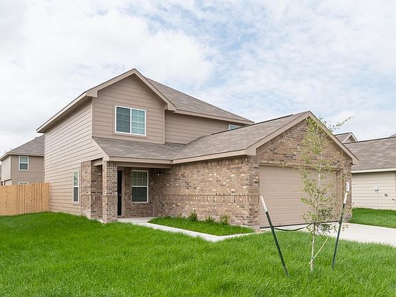 2nd image of 1010 Marquis Dr