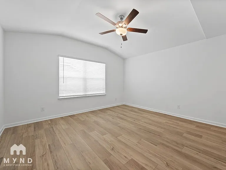 10853 Quinn Ct — Photo 14