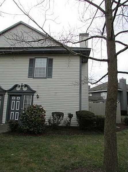 1st image of 4578 Genoa Cir