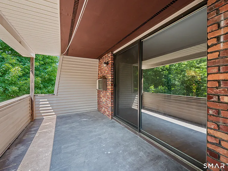 565 Talcottville Rd #1C5 — Photo 24