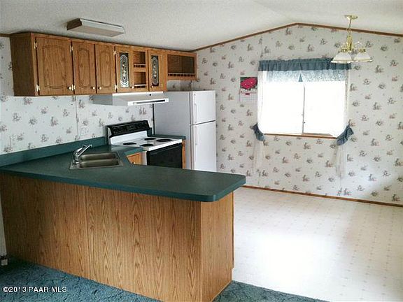 5th image of 2337 E Canyon Ct