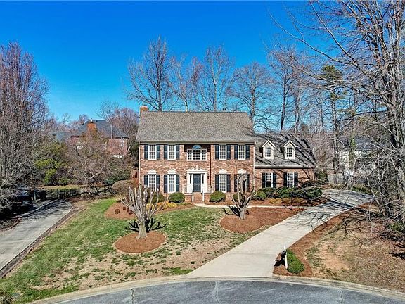 2nd image of 1800 Tradd Ct