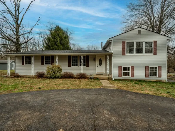 8030 Thomas Rd, Middletown, OH 45042