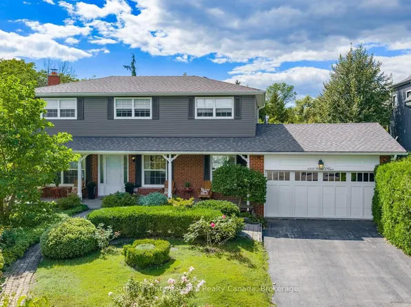 1252 Wood Pl, Oakville, ON L6L 2R5