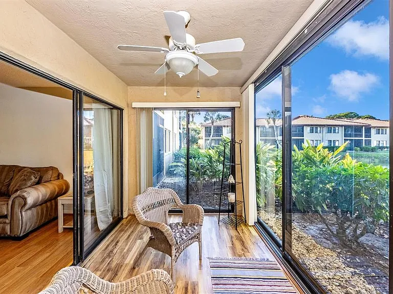 5219 Lake Village Dr #21 — Photo 34