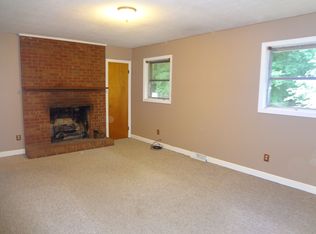 106 Smith Ave, Lexington, NC 27292