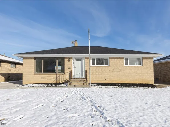 9632 Melody Ln, Brooklyn, OH 44144