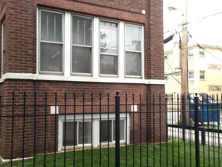 4815 N Kildare Ave #G — Photo 11
