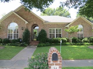 34 Chevaux Cir, Little Rock, AR 72223
