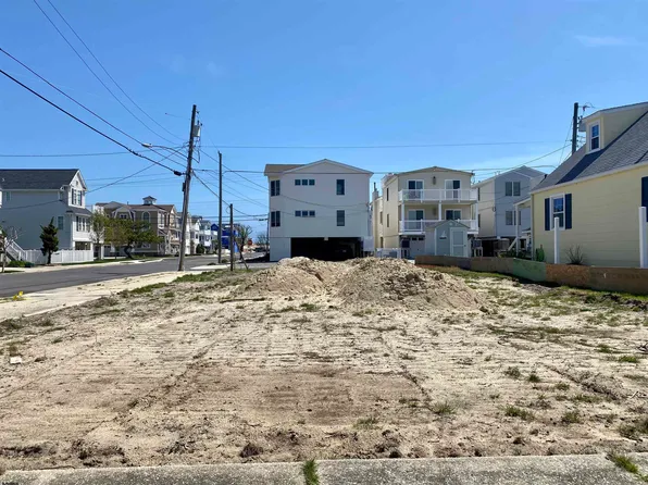 300 48th St, Ocean City, NJ 08226