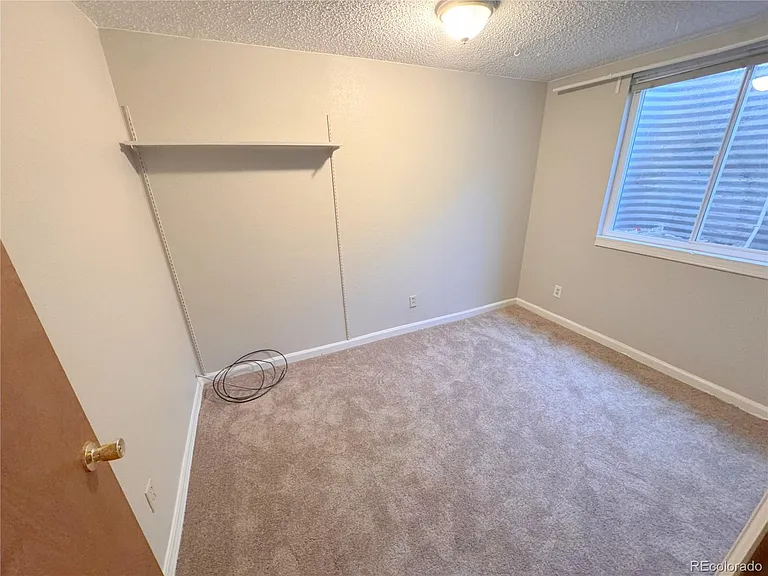 8674 Bluegrass Cir — Photo 16