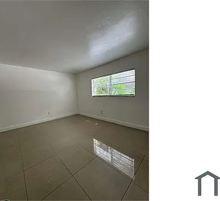 575 NE 143rd St #208 — Photo 1