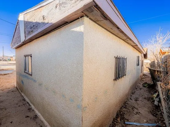 905 Ross Ave SE, Albuquerque, NM 87102