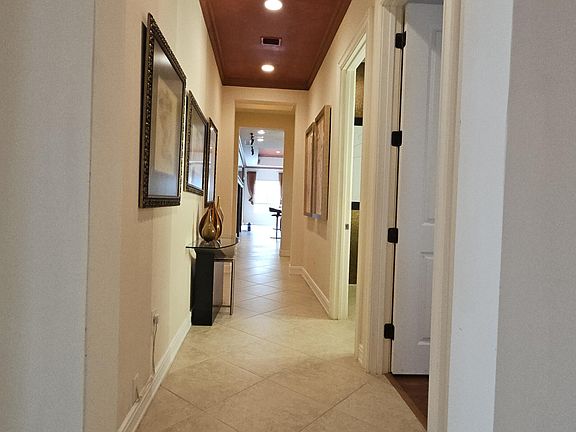 5th image of 16117 Emerald Estates Dr