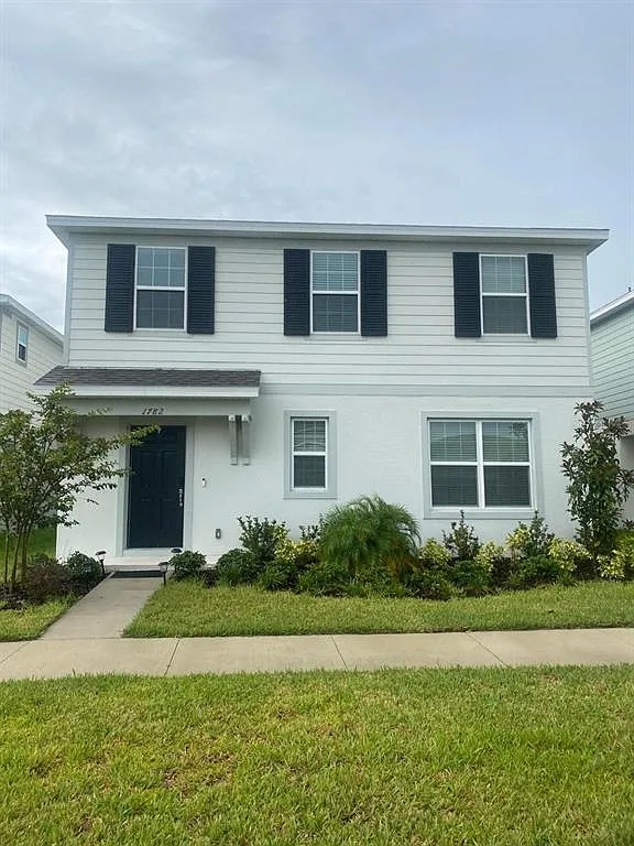 4 bed, 3.0 bath, 2288 sqft, $2,450 — Photo 1