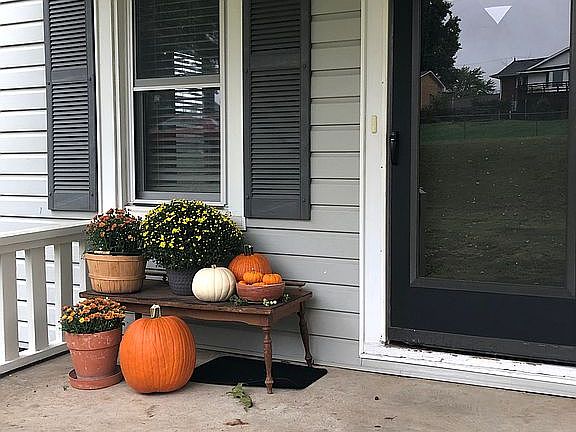 Decorate for every season