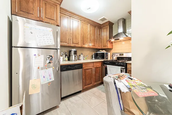 Rented by Joel Scharf, LREB | media 9