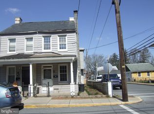 128 W Ferdinand St, Manheim, PA 17545