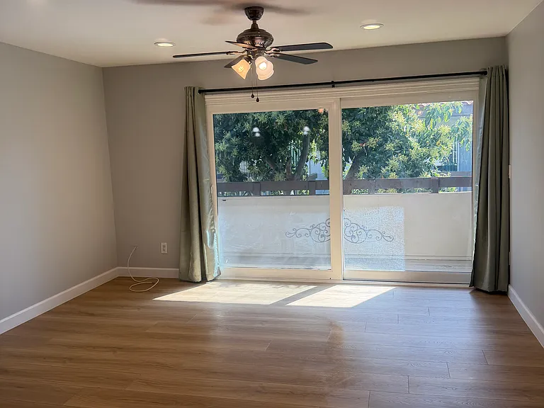 2501 W Sunflower Ave #E16 — Photo 1