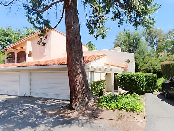 2nd image of 7309 Villa Del Sol Ln