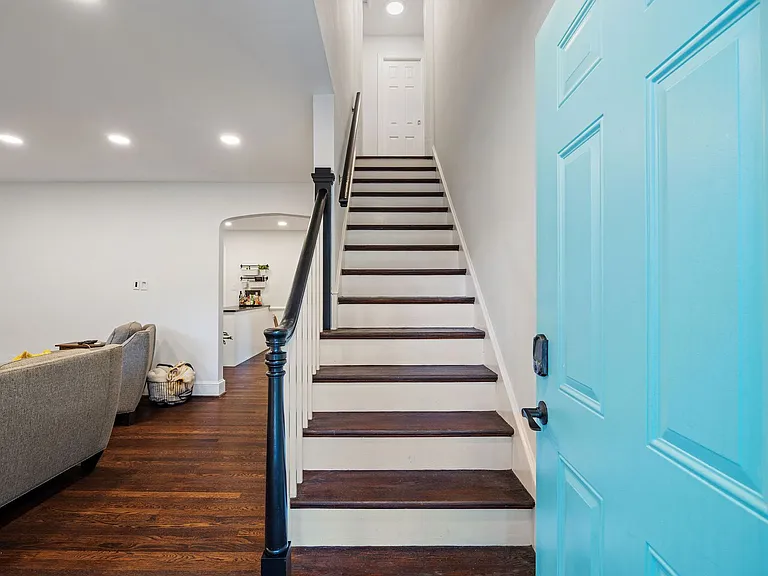 4815 Cutshaw Ave — Photo 4
