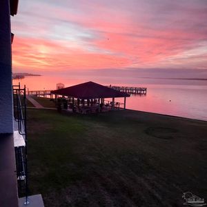 7453 Sunset Harbor Dr APT 1-212, Navarre, FL, 32566