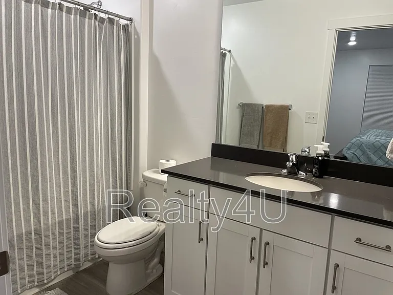 1088 E Waterway Ln #1 — Photo 13