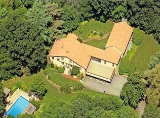 29 Pine Ridge Rd, Stow, MA 01775