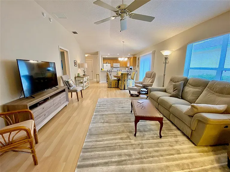 1534 Lime Grove Ln — Photo 4