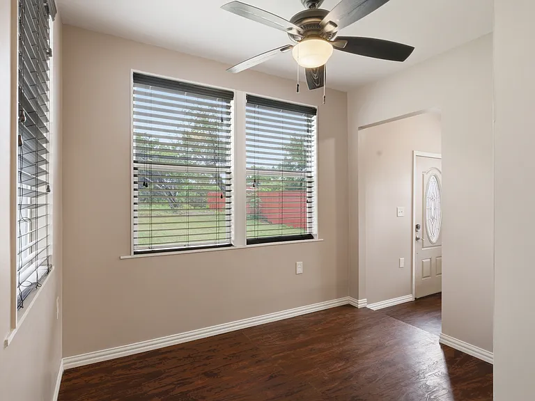 7606 Williamson Creek Dr — Photo 15
