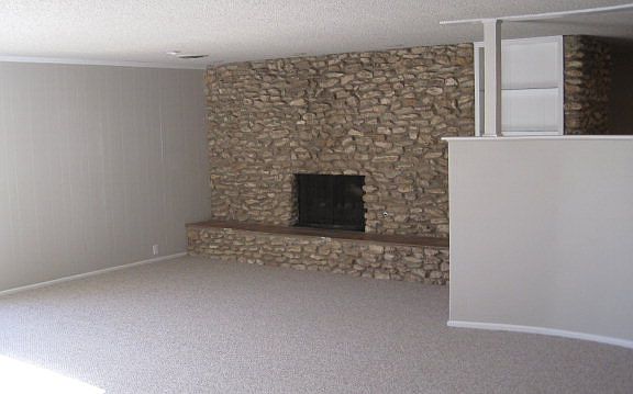 2nd image of 3016 Sweetbriar Cir