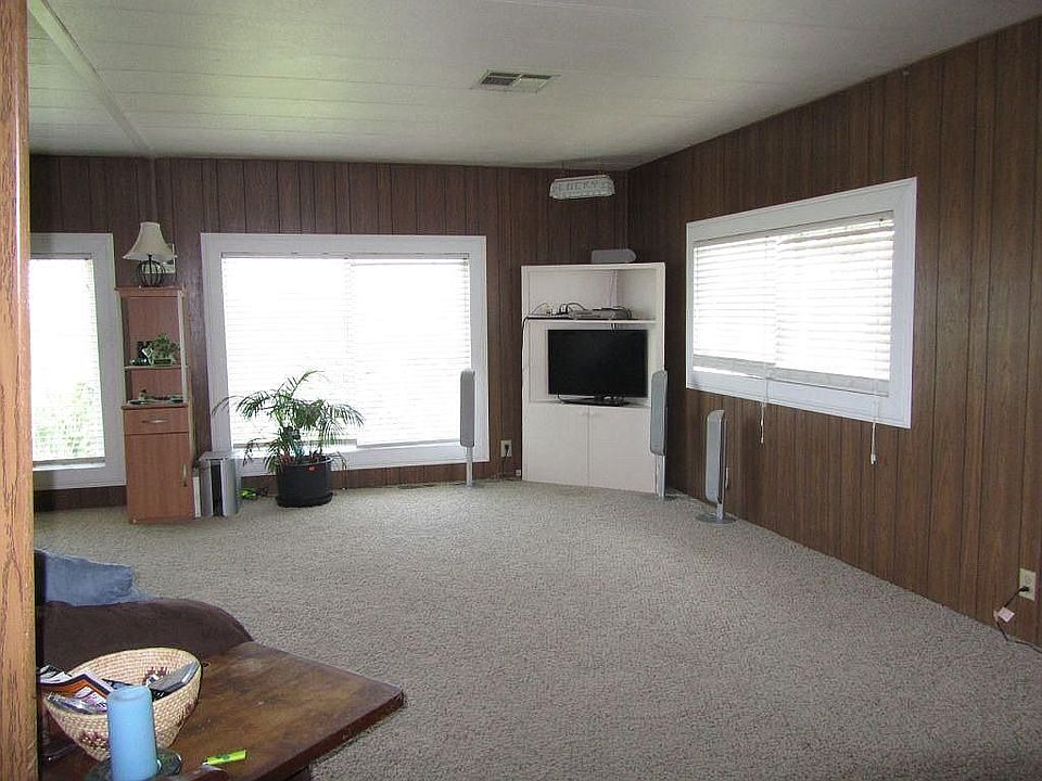 2nd image of 5321 Robertson Way