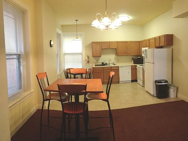 237 N Dithridge - Skybridge — Photo 4