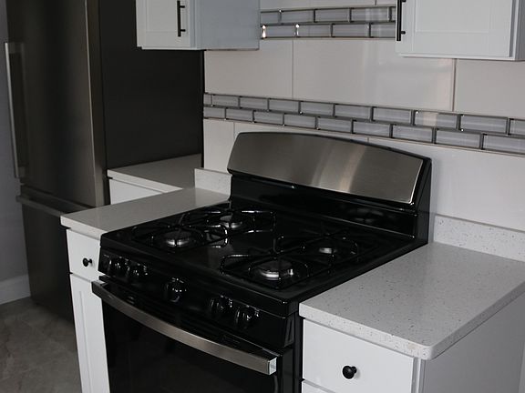 3rd image of 44-46 Edgewood St #1
