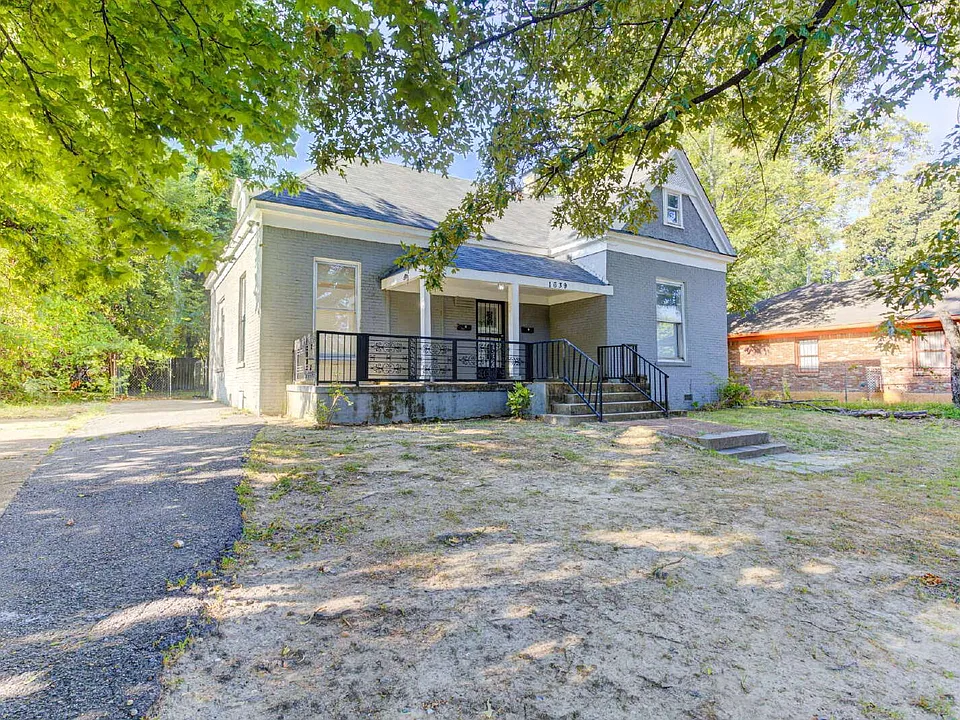 1639 Southern Ave #101