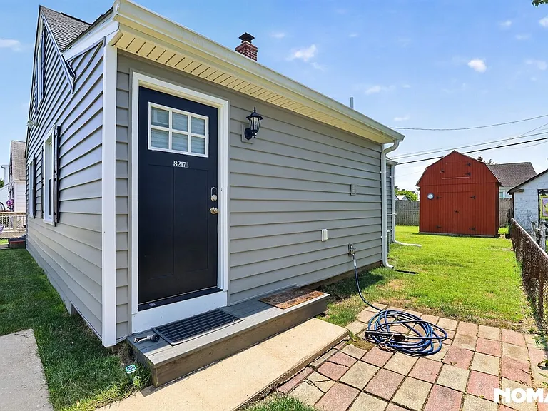 8217 Cornwall Rd — Photo 31