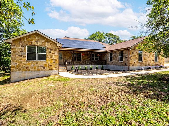 2nd image of 525 Enchanted Oak Dr