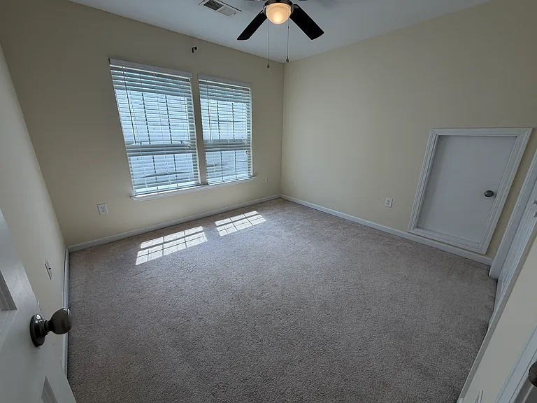 132 Canal Place Cir — Photo 23