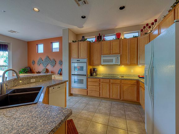 3rd image of 10444 E Acacia Dr