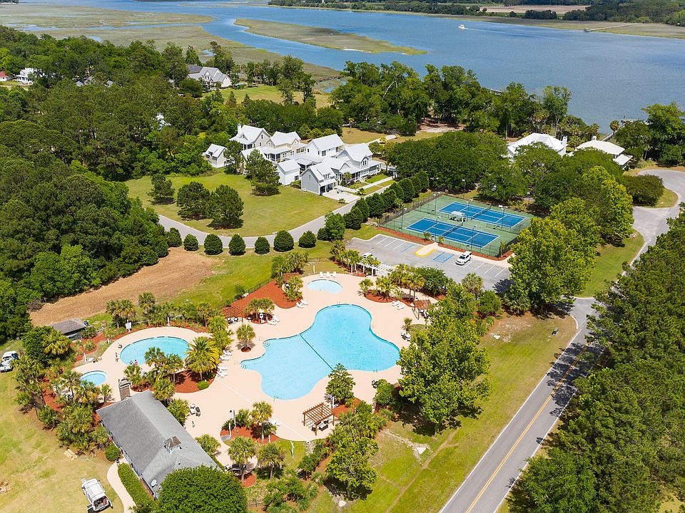 2nd image of 51 Dolphin Point Drive