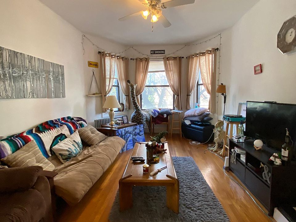 1st image of 45 Longwood Ave #9