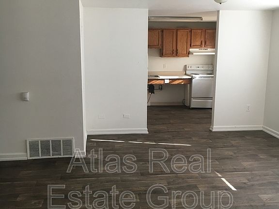 2nd image of 2560 N Ogden St APT 2