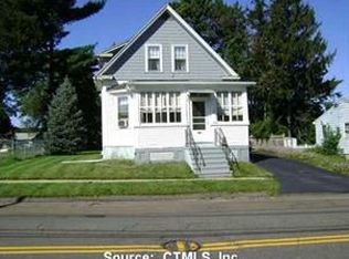 810 Pine Rock Ave, Hamden, CT 06514