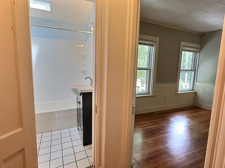 2338 Washington St #3 — Photo 11
