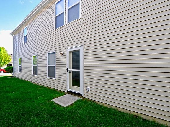 3rd image of 12227 Belfry Dr