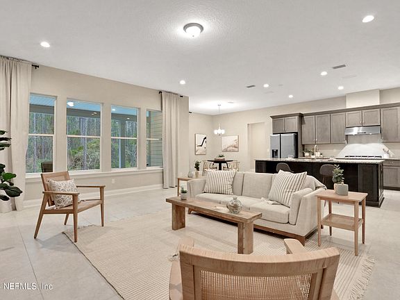 4th image of 107 SHINNECOCK Drive
