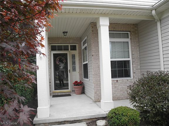 2nd image of 21391 Woodview Cir