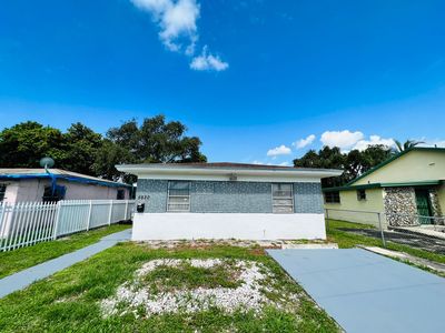 5820 NW 7th Pl, Miami, FL, 33127