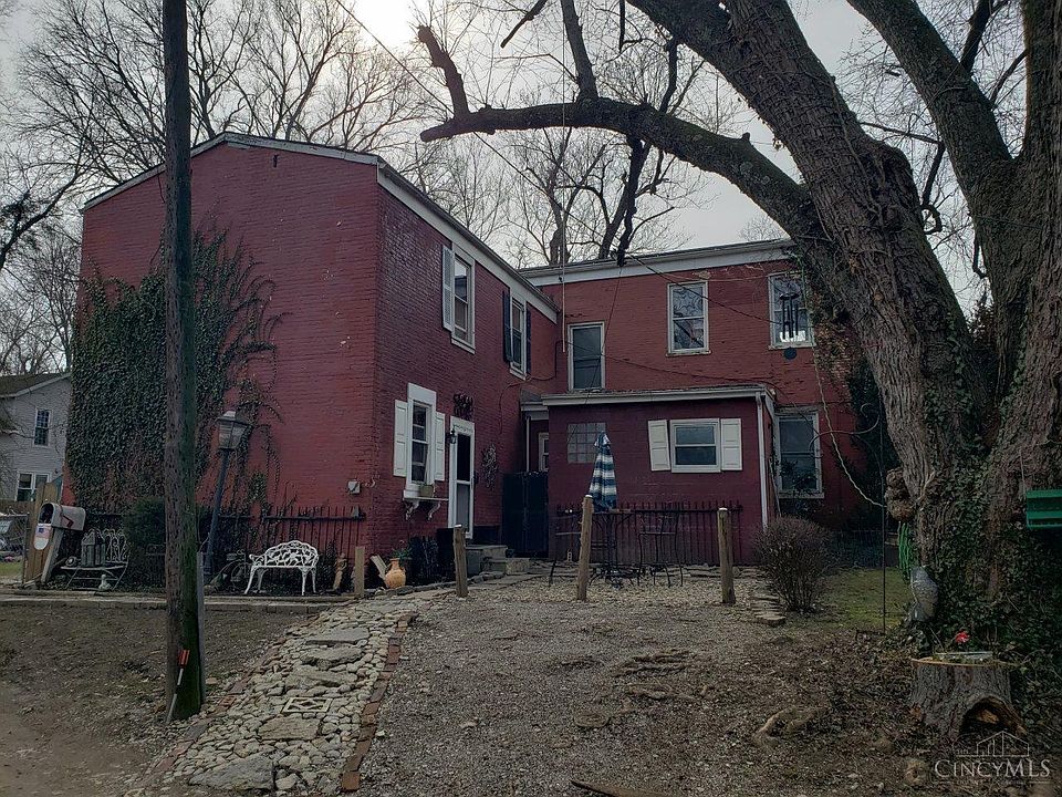 1st image of 5926 Parker Ln